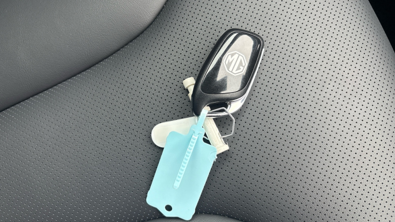 MG HS 1.5 T-GDI Trophy 5dr DCT Petrol Hatchback